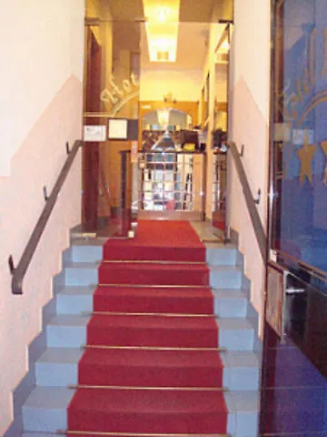 Hotel Nizza Milan 2*,  Italy